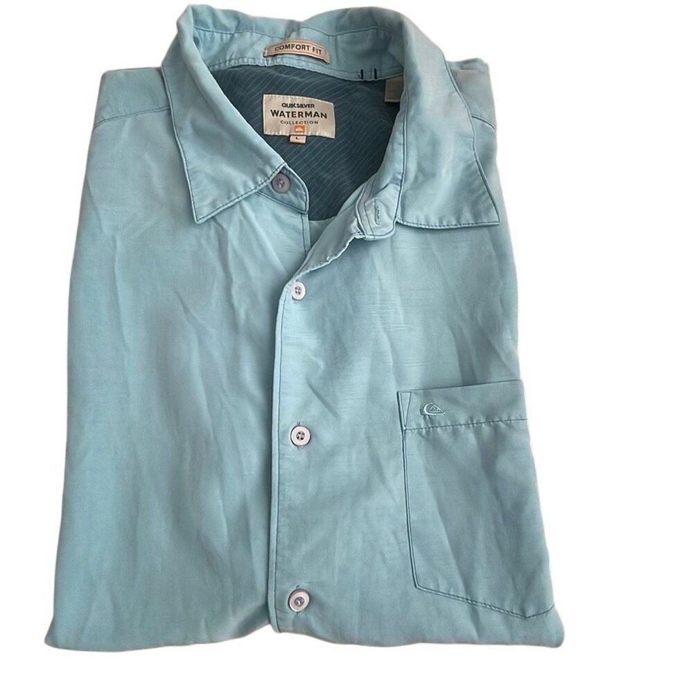 QUIKSILVER Waterman Light Blue Short Sleeve Button Down Shirt - Large